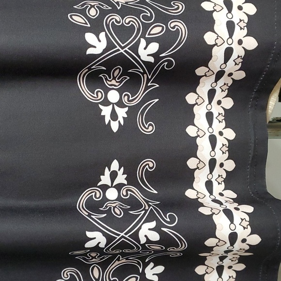 Cleo mature woman's top,‎ wing sleeves,  a little bling. Size XL. Great u… - Picture 3 of 14